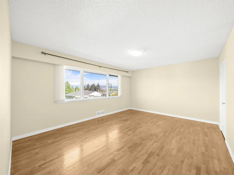 4284 Hazelwood Crescent, Burnaby, BC, V5G 2R2 - 12