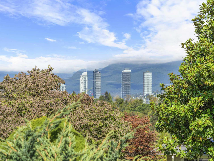 4284 Hazelwood Crescent, Burnaby, BC, V5G 2R2 - 30