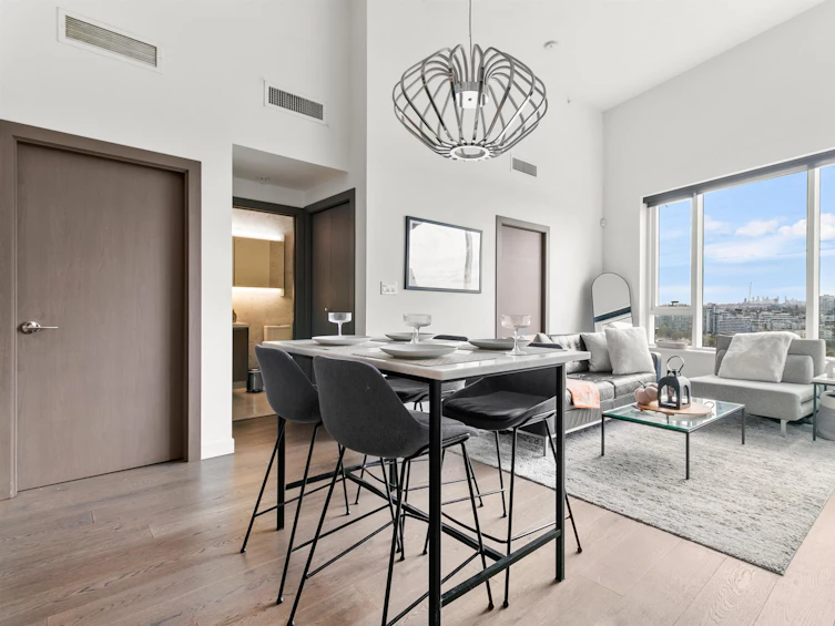 2055-38 Smithe Street, Vancouver, BC, V6B 0P3 - 2