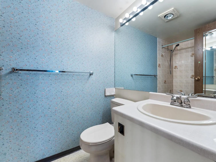 208-1520 Vidal, Surrey, BC, V4B 3T7 - 25