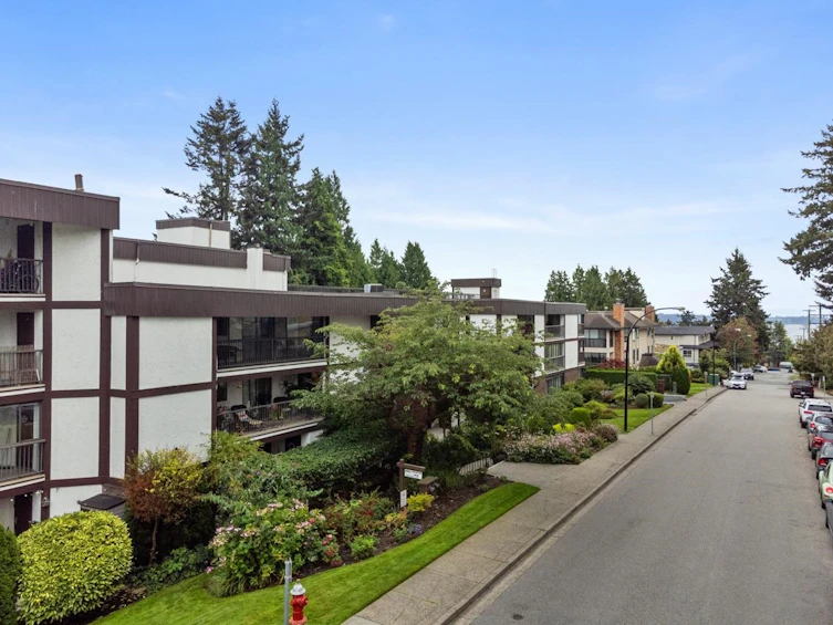 208-1520 Vidal, Surrey, BC, V4B 3T7 - 32