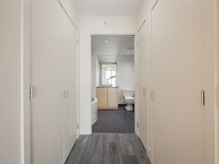 504-175 W 1st Street, North Vancouver, BC, V7M 3N9 - 15