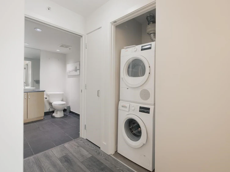504-175 W 1st Street, North Vancouver, BC, V7M 3N9 - 17