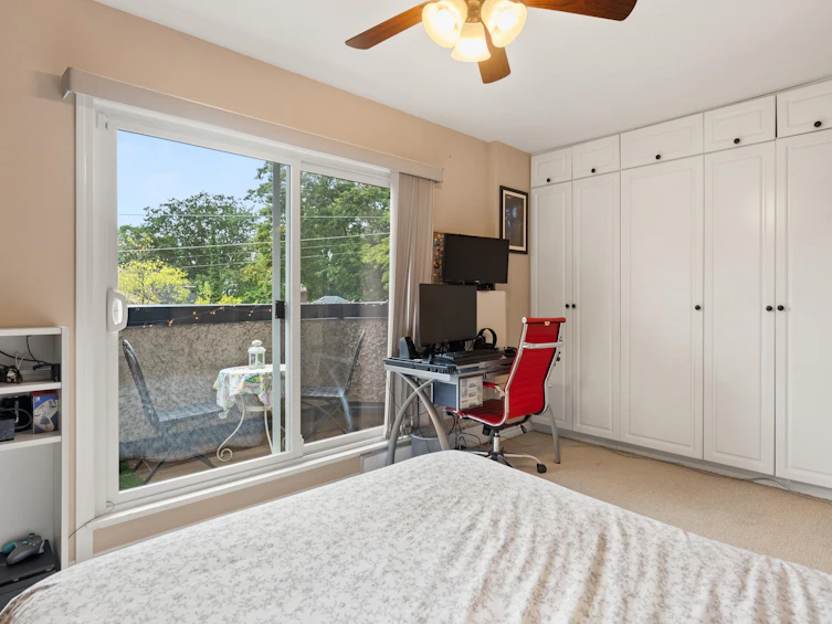 2308 Vine Street, Vancouver, BC, V6K 3K5 - 30