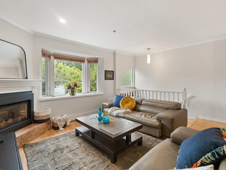 2308 Vine Street, Vancouver, BC, V6K 3K5 - 6