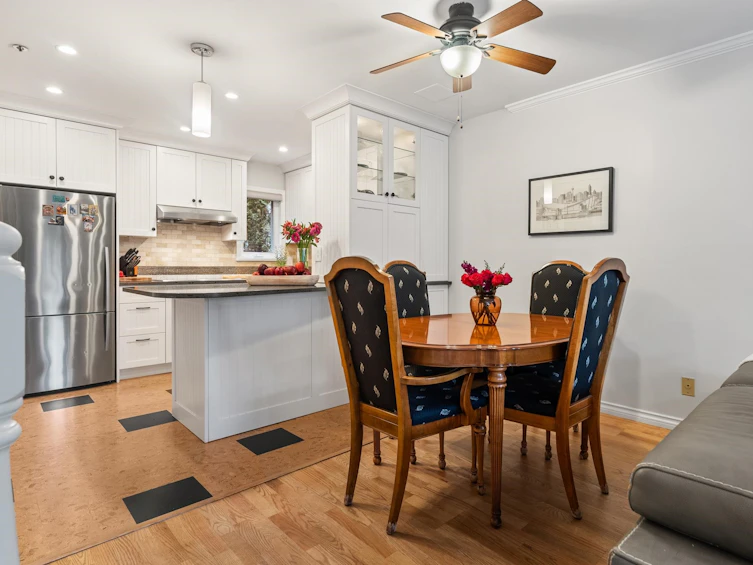 2308 Vine Street, Vancouver, BC, V6K 3K5 - 7