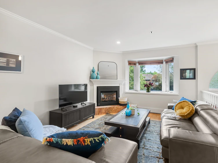 2308 Vine Street, Vancouver, BC, V6K 3K5 - 9
