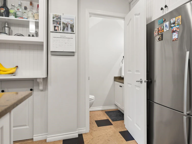 2308 Vine Street, Vancouver, BC, V6K 3K5 - 15