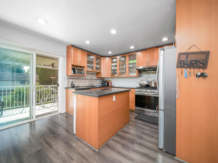 3936 Southwood Street, Burnaby, BC, V5J 2E4 - 11