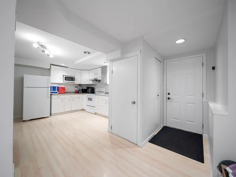 3936 Southwood Street, Burnaby, BC, V5J 2E4 - 23