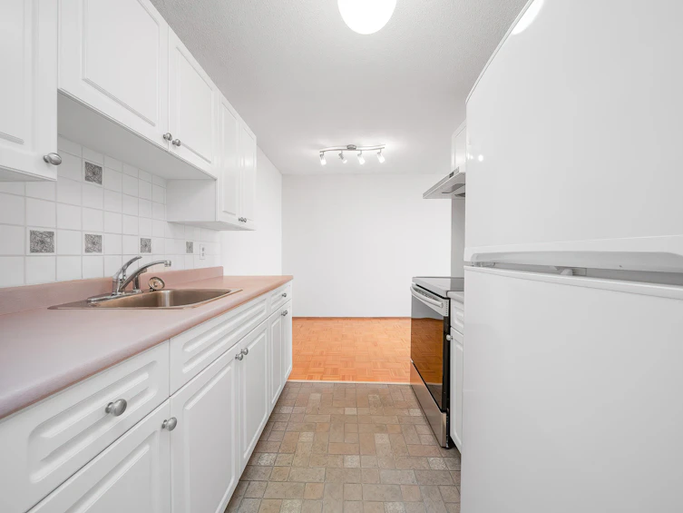 1901-5645 Barker Avenue, Burnaby, BC, V5H 3Z5 - 9
