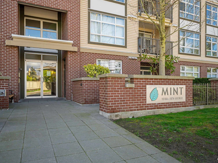 406-15168 19 Avenue, Surrey, BC, V4A 0A5 - 2
