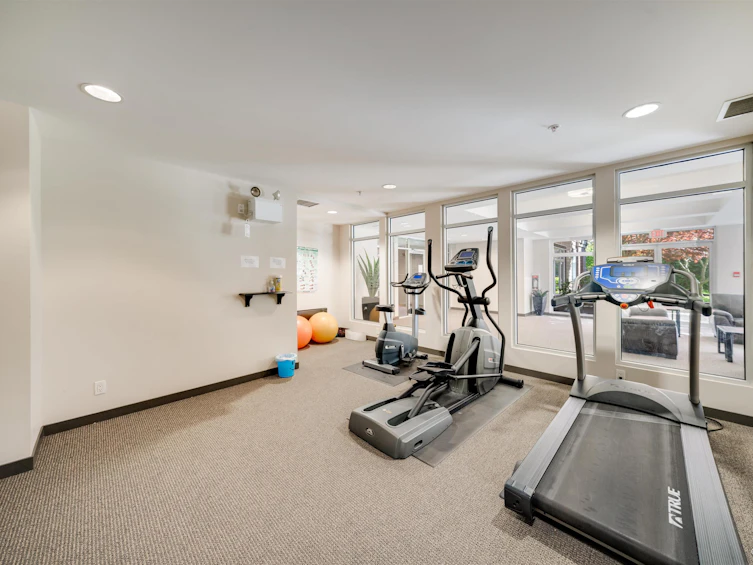 406-15168 19 Avenue, Surrey, BC, V4A 0A5 - 22
