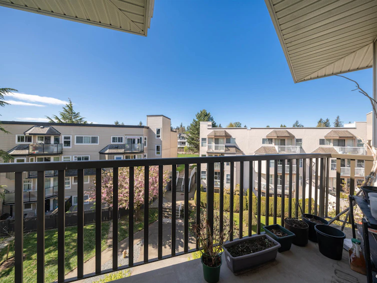 406-15168 19 Avenue, Surrey, BC, V4A 0A5 - 18