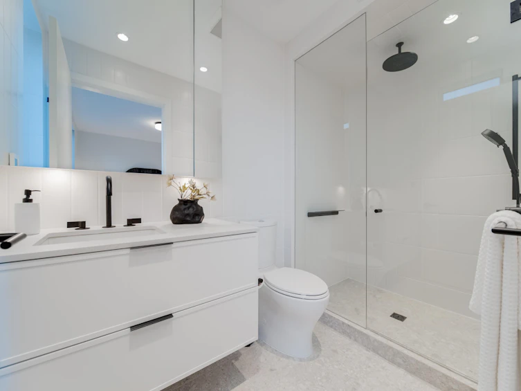 2112 Prince Edward Street, Vancouver, BC, V5T 3M3 - 18