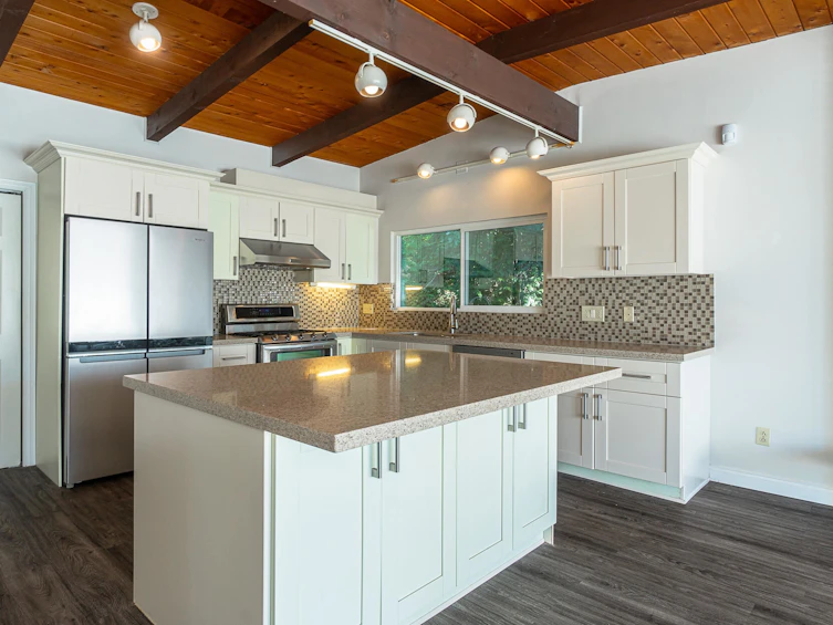 4554 Woodgreen Drive, West Vancouver, BC, V7S 2V2 - 3