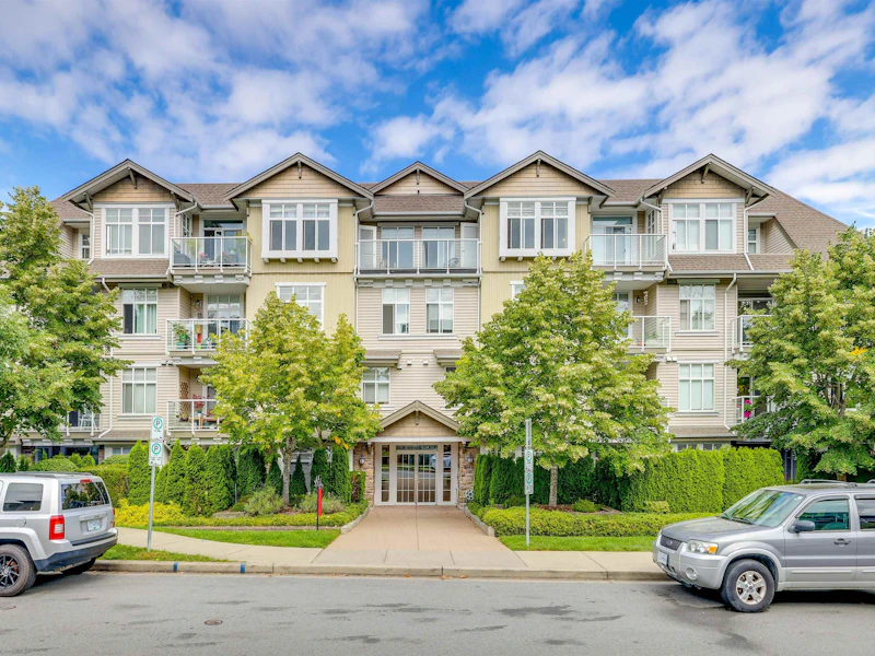 403 - 15323 17a Avenue, Surrey BC V4A 1V4