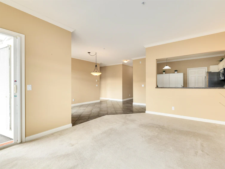 403-15323 17a, Surrey, BC, V4A 1V4 - 3