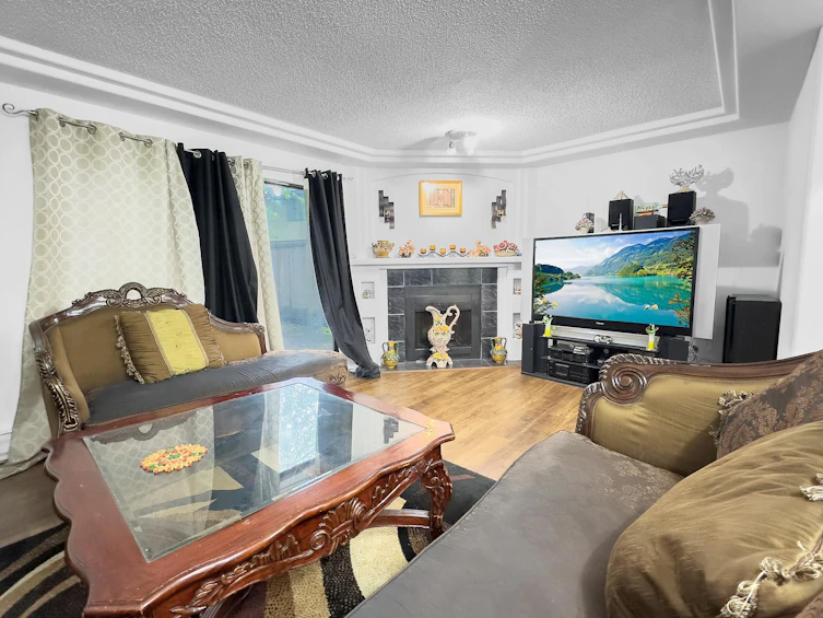 125-9465 Prince Charles, Surrey, BC, V3V 7G1 - 9