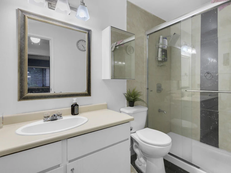 125-9465 Prince Charles, Surrey, BC, V3V 7G1 - 22