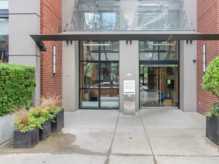 2306-928 Homer Street, Vancouver, BC, V6B 1T7 - 2