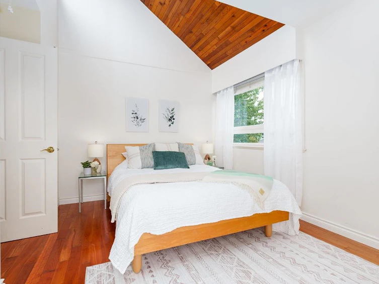 2405 W 5th Avenue, Vancouver, BC, V6K 1S7 - 17