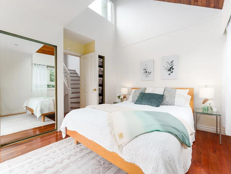 2405 W 5th Avenue, Vancouver, BC, V6K 1S7 - 18