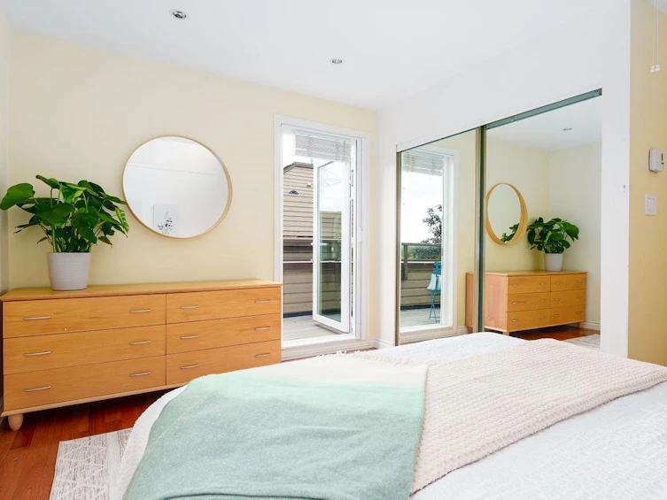 2405 W 5th Avenue, Vancouver, BC, V6K 1S7 - 20