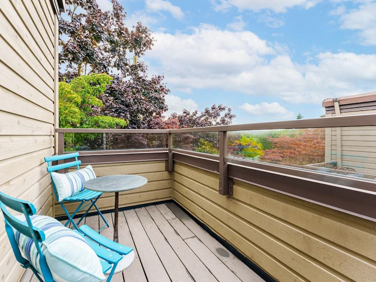 2405 W 5th Avenue, Vancouver, BC, V6K 1S7 - 21