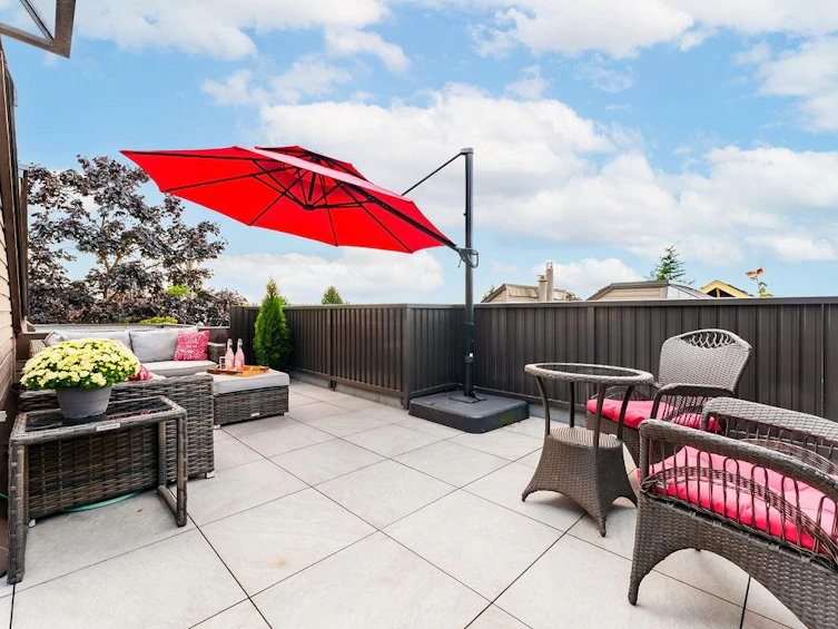 2405 W 5th Avenue, Vancouver, BC, V6K 1S7 - 30