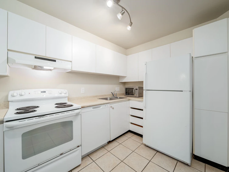 303-1265 Barclay Street, Vancouver, BC, V6E 1H5 - 11