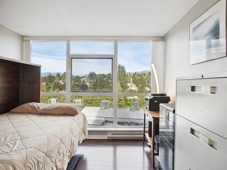 906-2225 Holdom Avenue, Burnaby, BC, V5B 0A1 - 12