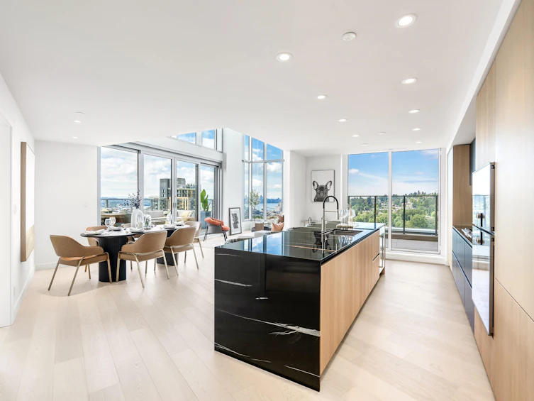2405-1500 Fern Street, North Vancouver, BC, V7J 1H6 - 8