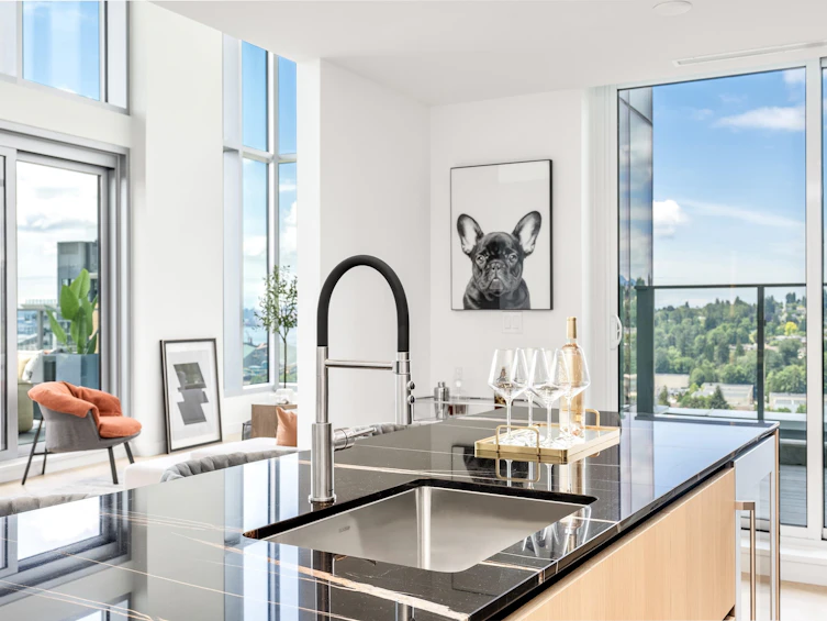 2405-1500 Fern Street, North Vancouver, BC, V7J 1H6 - 13