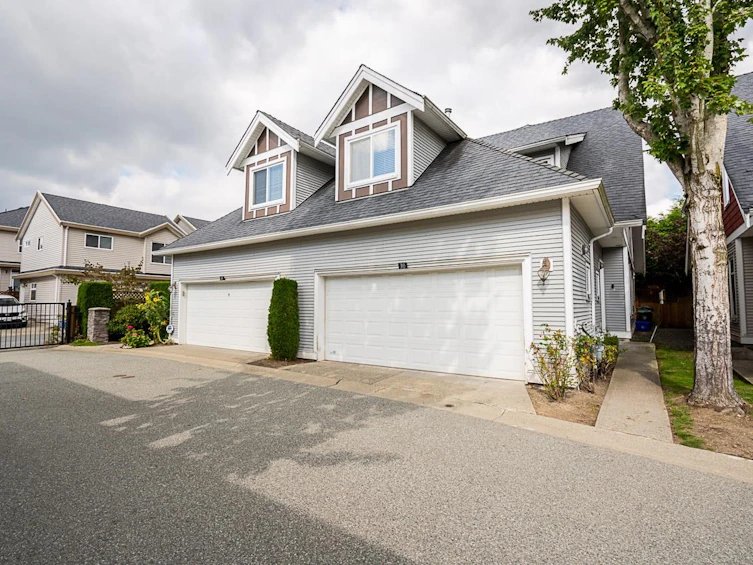 30-19977 71 Avenue, Langley, BC, V2Y 0E1