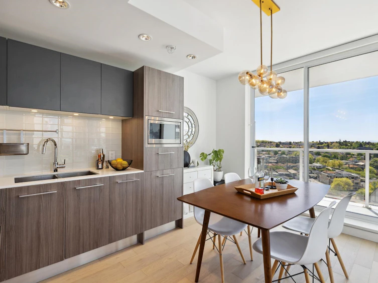 1610-2220 Kingsway, Vancouver, BC, V5N 2T7 - 3