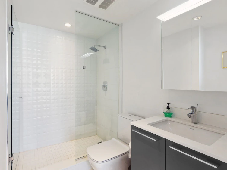 1610-2220 Kingsway, Vancouver, BC, V5N 2T7 - 22