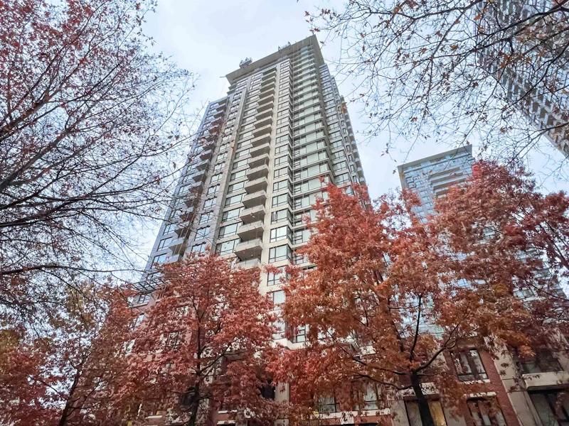 910 - 977 Mainland Street, Vancouver BC V6B 1T2