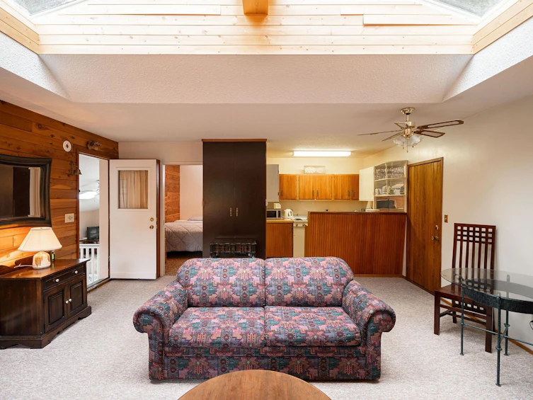 1107 Miller Road, Bowen Island, BC, V0N 1G1 - 20