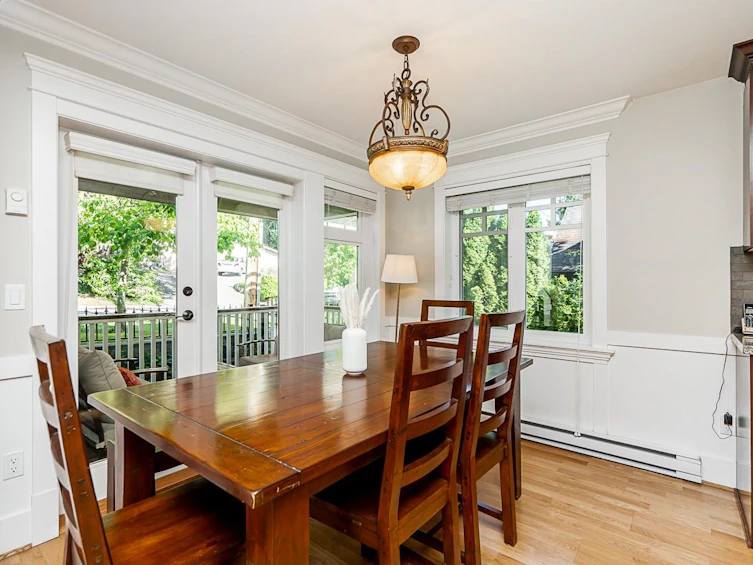 3375 Chesterfield Avenue, North Vancouver, BC, V7N 3N2 - 11