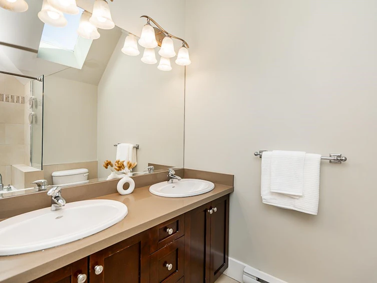 3375 Chesterfield Avenue, North Vancouver, BC, V7N 3N2 - 27