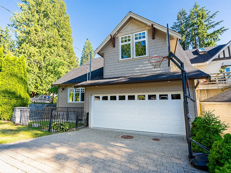 3375 Chesterfield Avenue, North Vancouver, BC, V7N 3N2 - 34