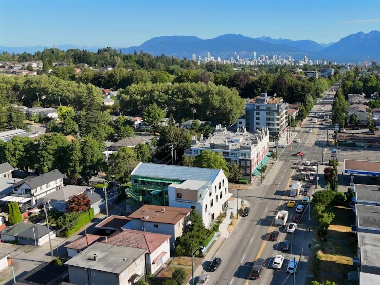 33/34-198 Ontario Place, Vancouver, BC, V5W 1S2 - 2
