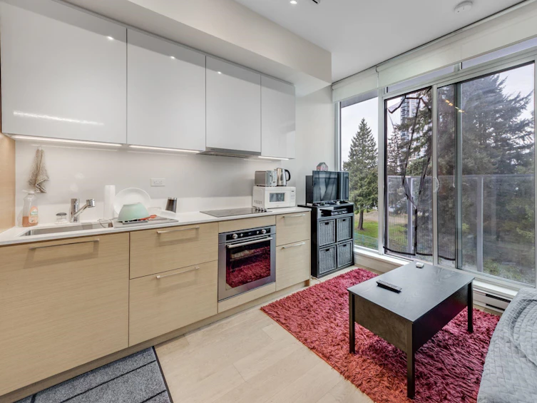 414-13438 Central, Surrey, BC, V3T 0N2 - 6