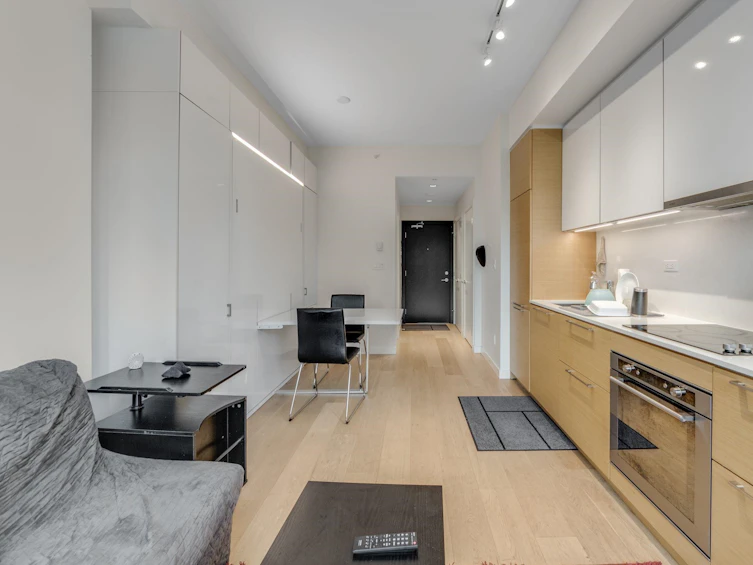 414-13438 Central, Surrey, BC, V3T 0N2 - 7
