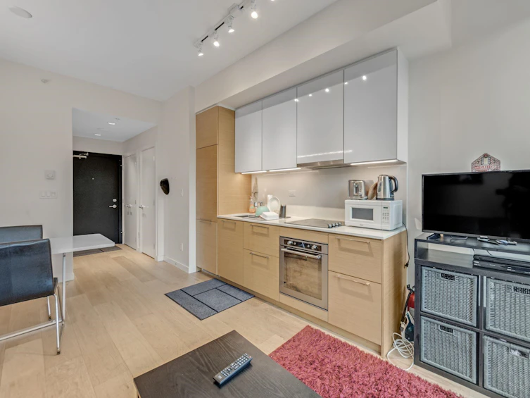 414-13438 Central, Surrey, BC, V3T 0N2 - 8