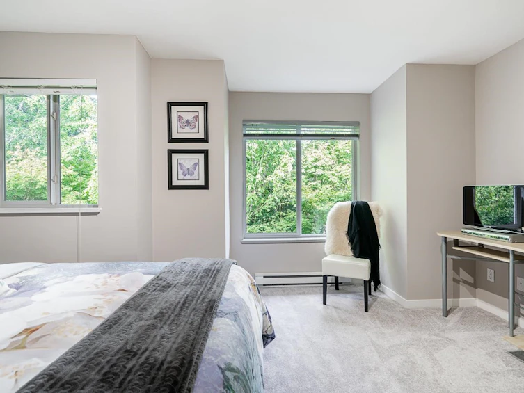 20-18701 66 Avenue, Surrey, BC, V3S 4P3 - 18
