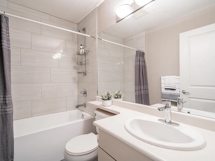 20-18701 66 Avenue, Surrey, BC, V3S 4P3 - 19