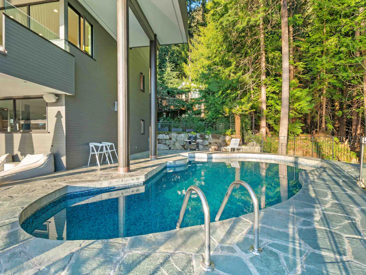 168 Sunset Drive, West Vancouver, BC, V0N 2E0 - 6