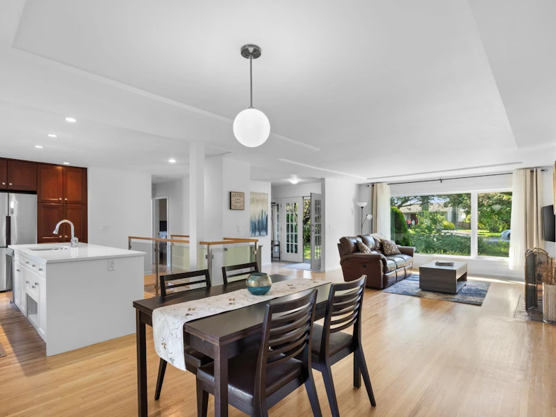 1146 Cortell Street, North Vancouver BC V7P 2A4